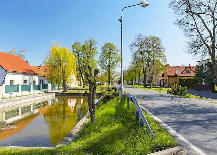 Apartman Laskara Garden By Prague Forest