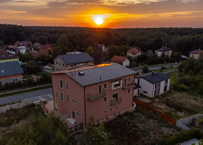 Laskara Garden By Prague Forest *